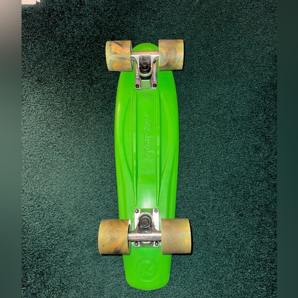 Green Penny Board! - Picture 2 of 4